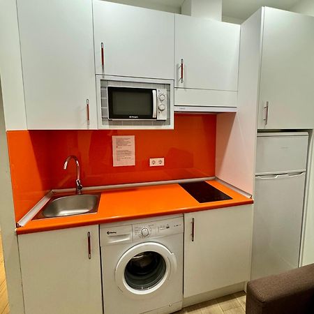 Apartamentos Apolo Madrid Dış mekan fotoğraf