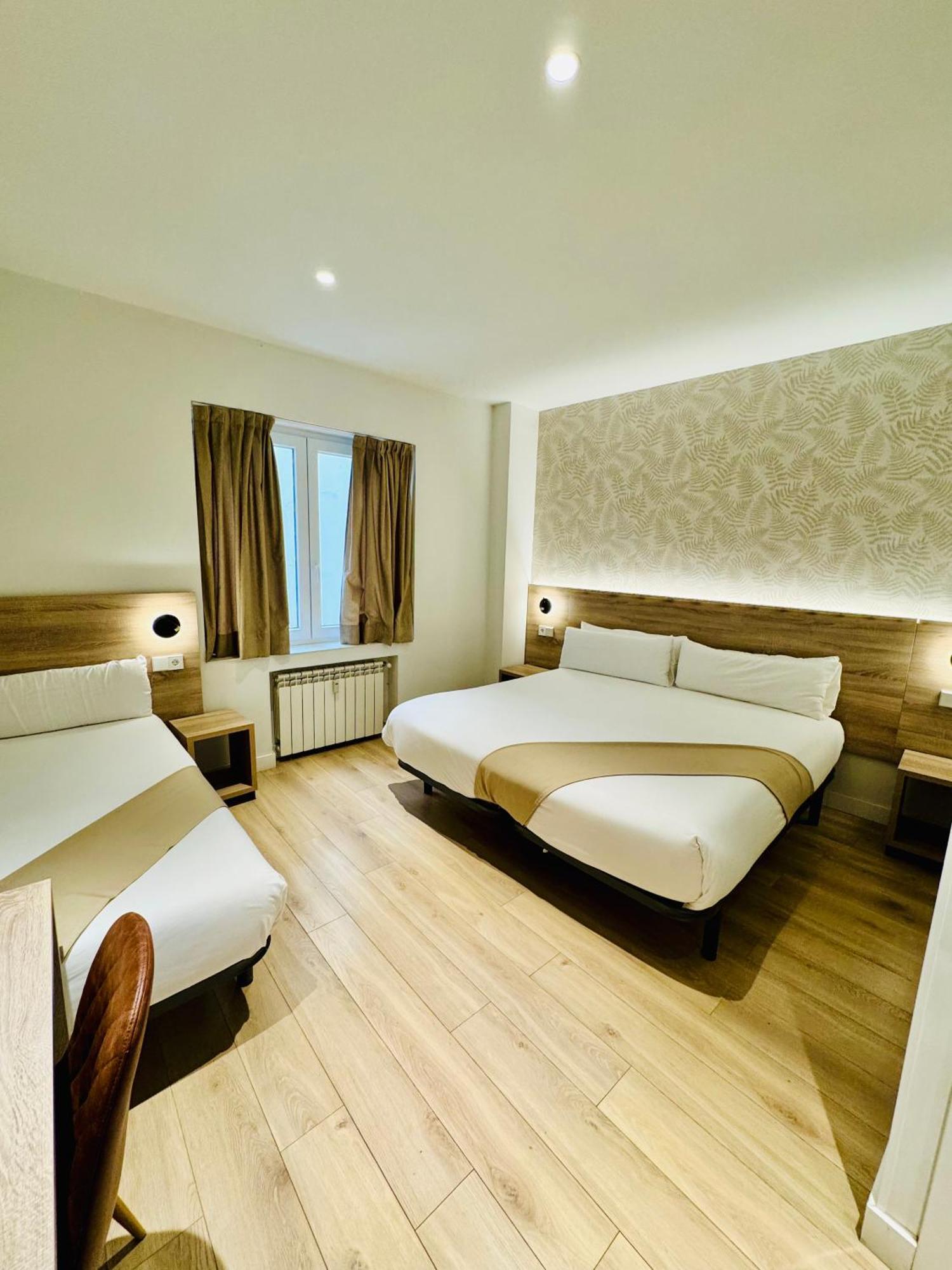 Apartamentos Apolo Madrid Dış mekan fotoğraf
