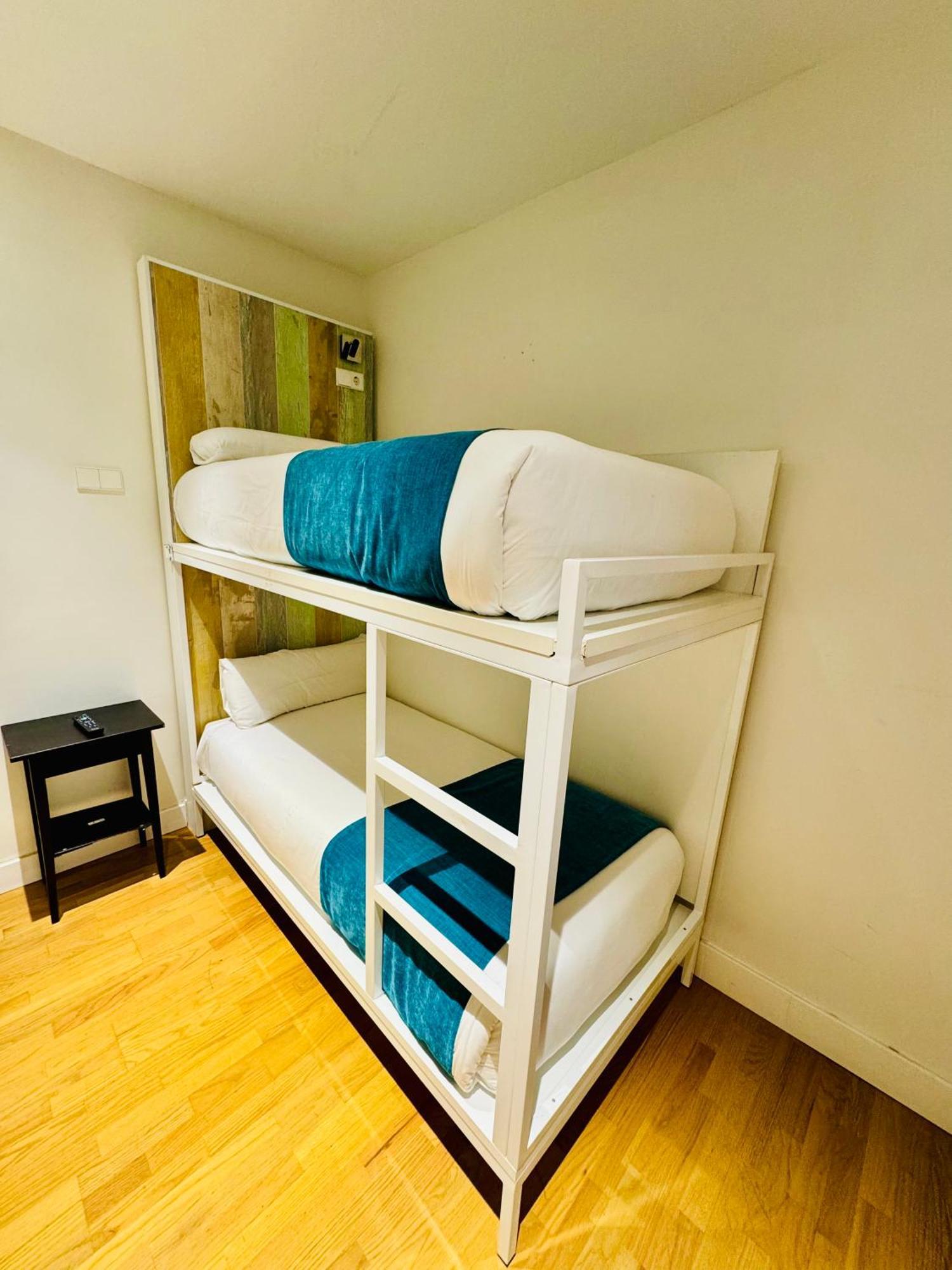 Apartamentos Apolo Madrid Dış mekan fotoğraf