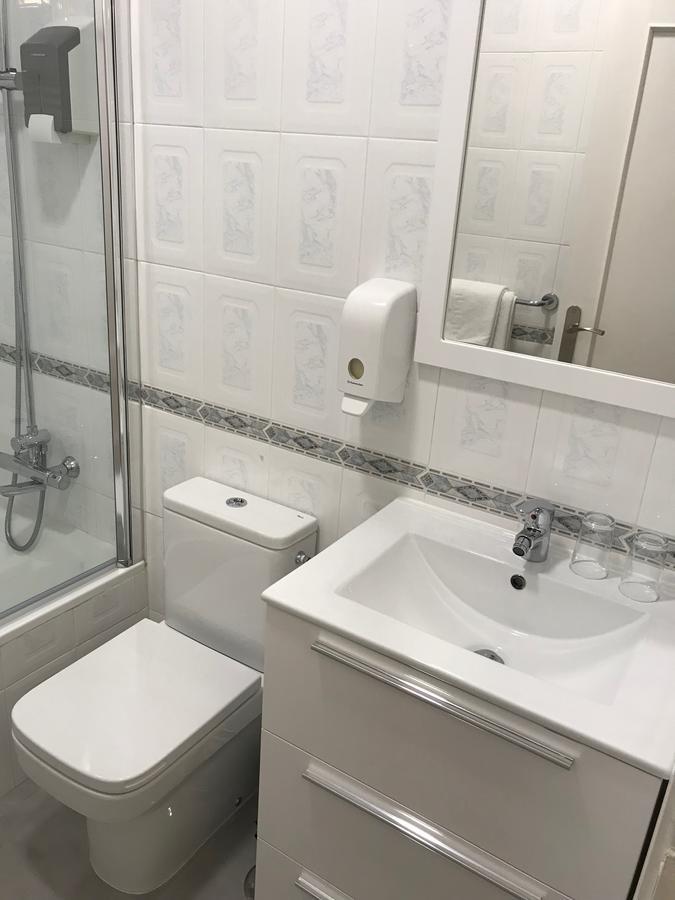 Apartamentos Apolo Madrid Dış mekan fotoğraf